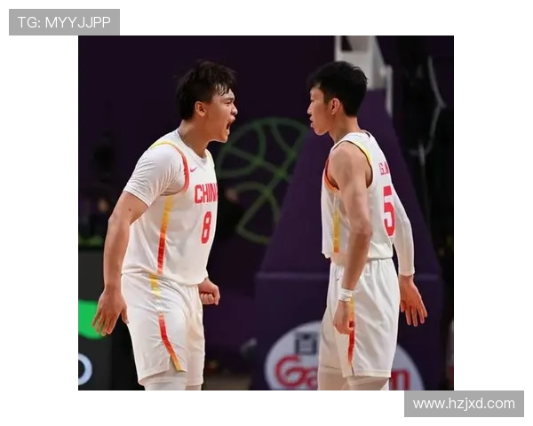 中国男篮迎战澳大利亚强敌拼搏全力备战世界杯争夺晋级机会