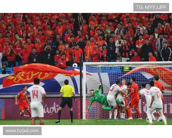 中国足球迎来历史性胜利 以3比0战胜强敌刷新世预赛最佳战绩