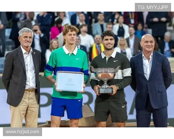 网球巨星赛事激战正酣,阿尔卡拉斯与纳达尔争锋新一轮巅峰对决 网球巨星赛事激战正酣,阿尔卡拉斯与纳达尔争锋新一轮巅峰对决