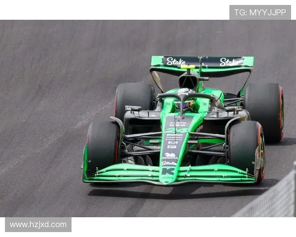 新赛季F1车队升级细节曝光冠军争夺格局再度生变引发广泛关注