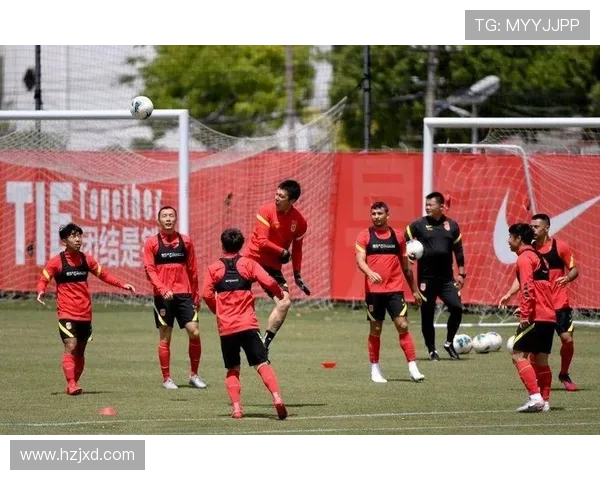 国足新帅亮相备战世预赛核心阵容调整引热议增强攻防体系力争出线 国足新帅亮相备战世预赛核心阵容调整引热议增强攻防体系力争出线